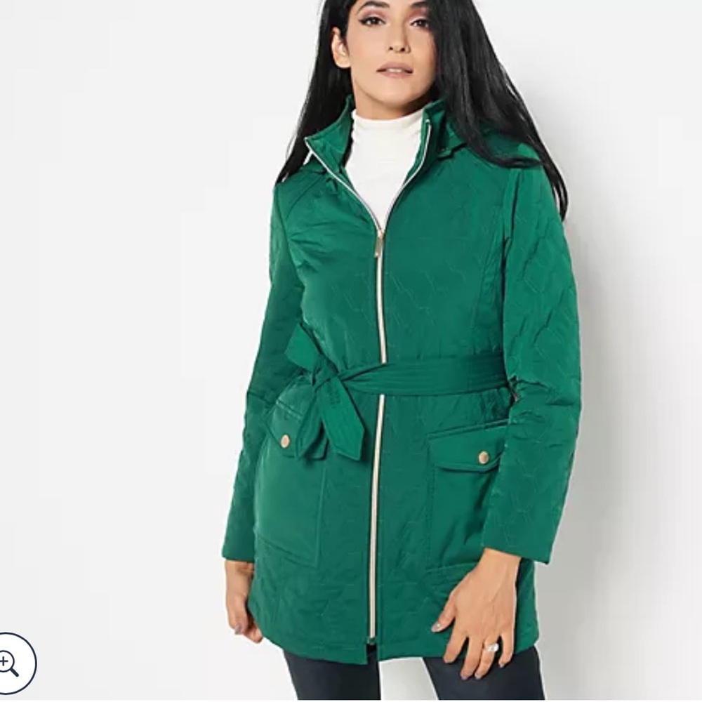 Dennis Basso green hooded quilted zippered coat with belt Size M- NWOT